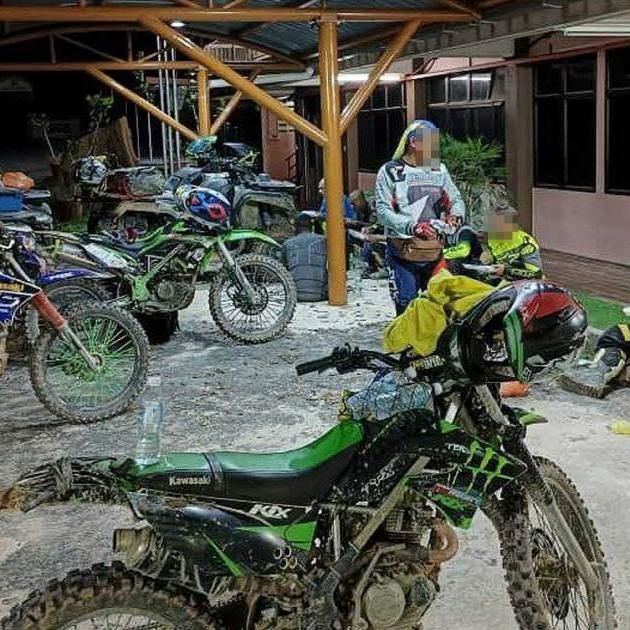 13 Lelaki Ceroboh Hutan Simpan Ditahan, Rampas 12 Kenderaan | Harian Metro